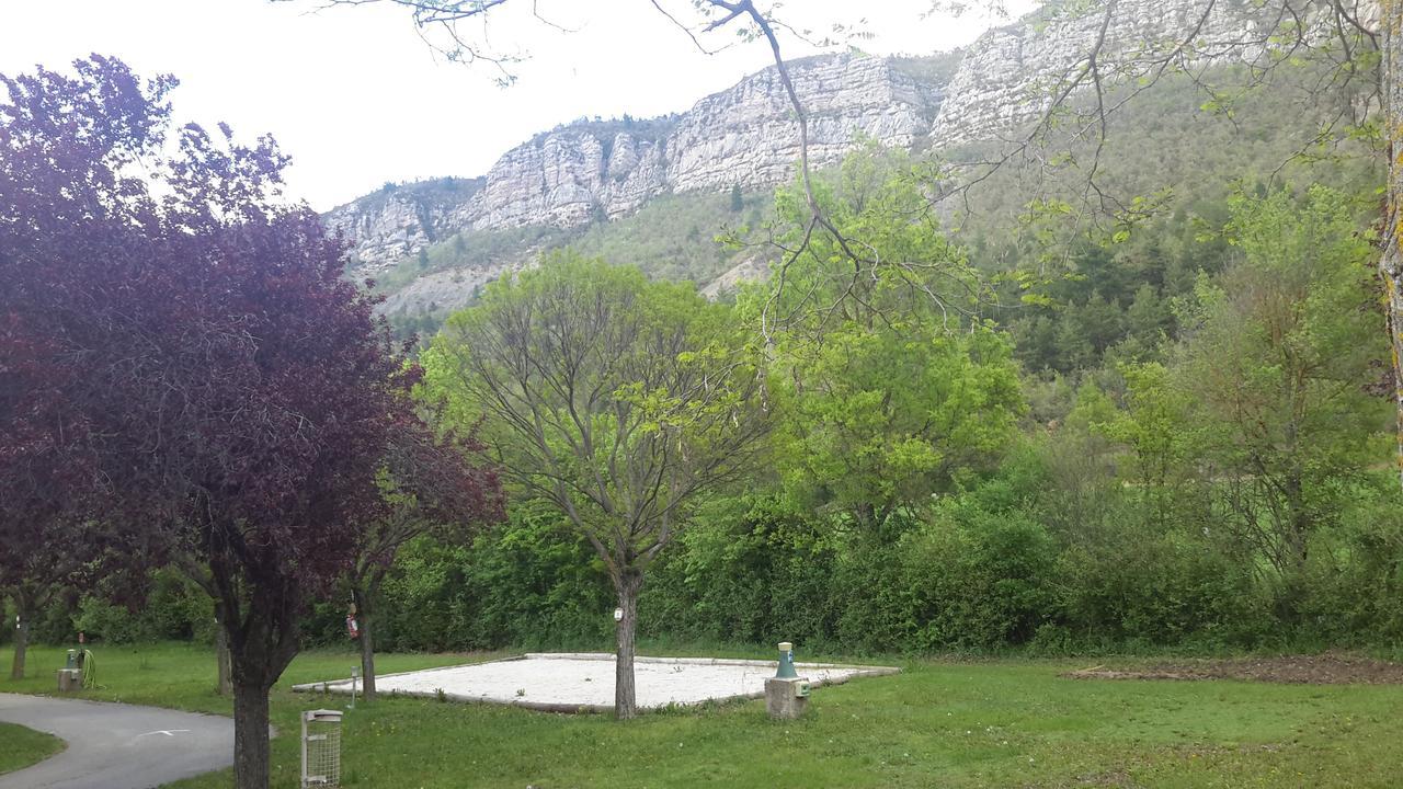 Camping Du Lac Saint-Julien-du-Verdon Exteriör bild